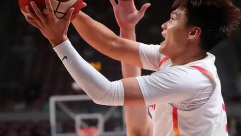 大乐透期号专家推荐：质合分析前区十码精准命中